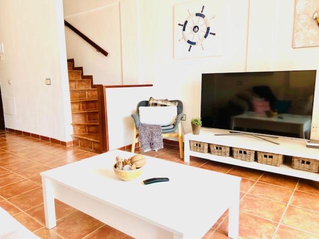Apartamentos Vista Marina - El Medano Ngoại thất bức ảnh